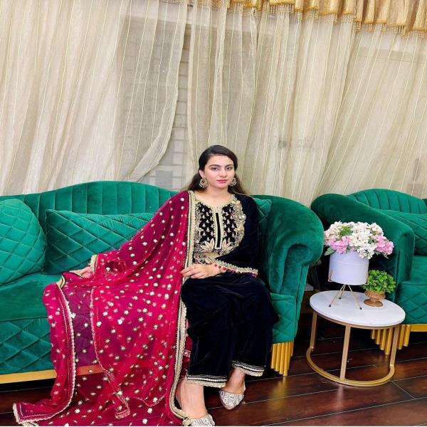  Velvet Top-Pent With Dupatt Set